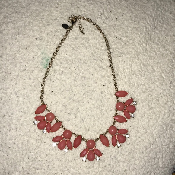 Coral statement necklace - Picture 1 of 1
